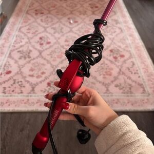 Vibrant Red Curling Iron